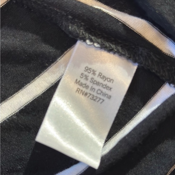 Apt. 9 Black And White Striped Sleeveless Wrap Detailed, Size 1X - Picture 9 of 10